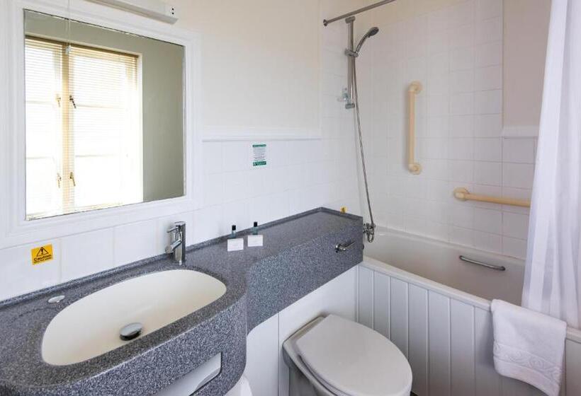 クラブルーム, Cliffden