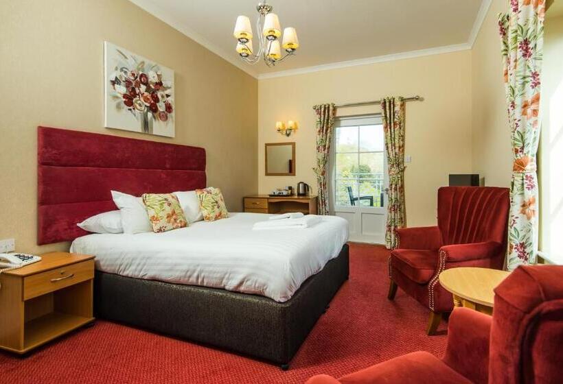 クラブルーム, Cliffden