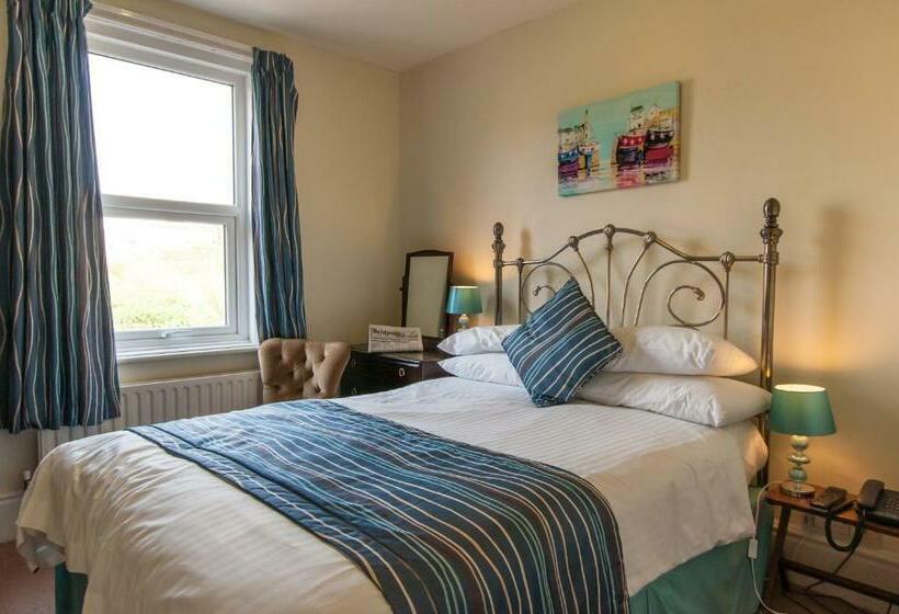 Номер Стандарт Индивидуальный, Eype S Mouth Country