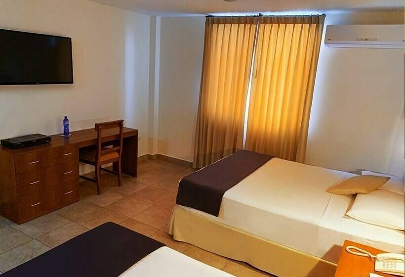 חדר משפחתי, Palmira Inn