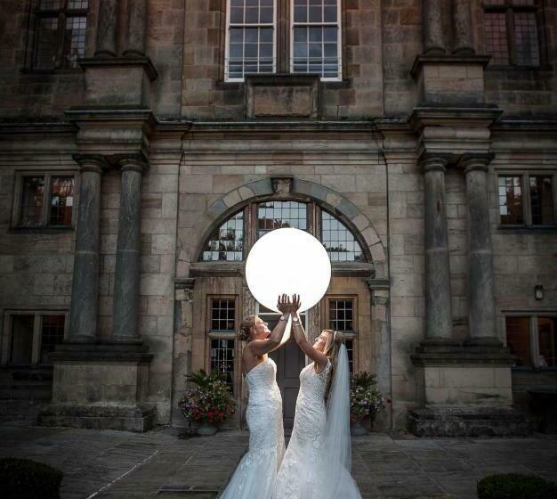 חדר סופריור, The Old Lodge