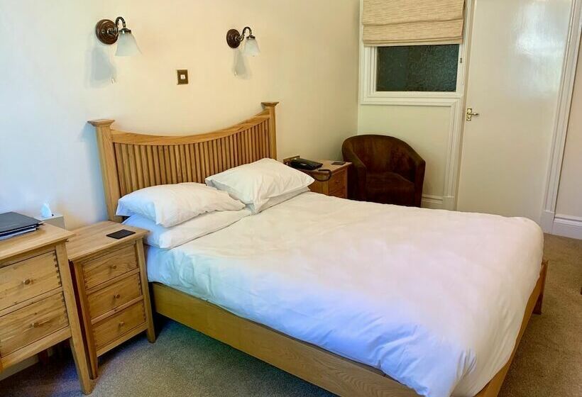 חדר סטנדרט, The Old Lodge