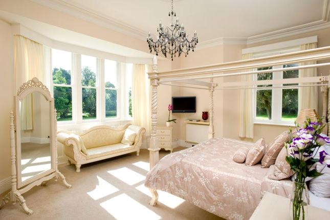 חדר סטנדרט, The Old Lodge