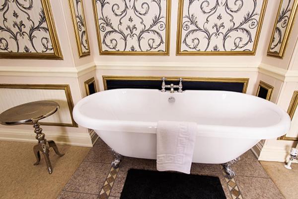 חדר סטנדרט, The Old Lodge