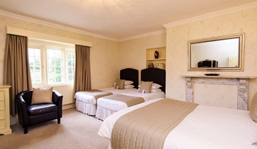 חדר סופריור, The Old Lodge