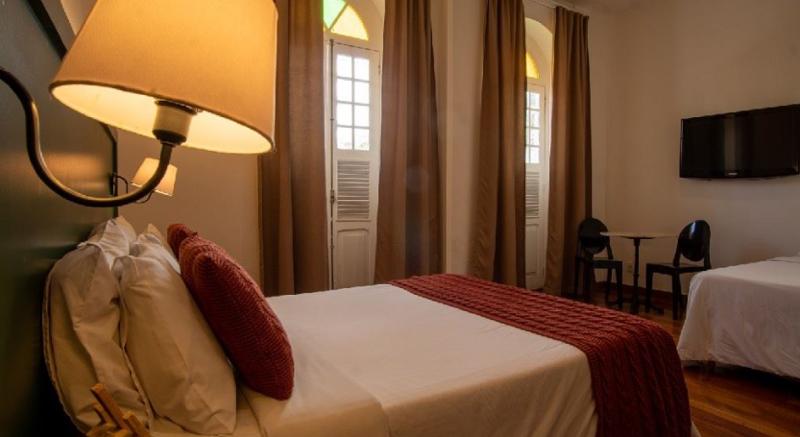 חדר סופריור, The Old Lodge