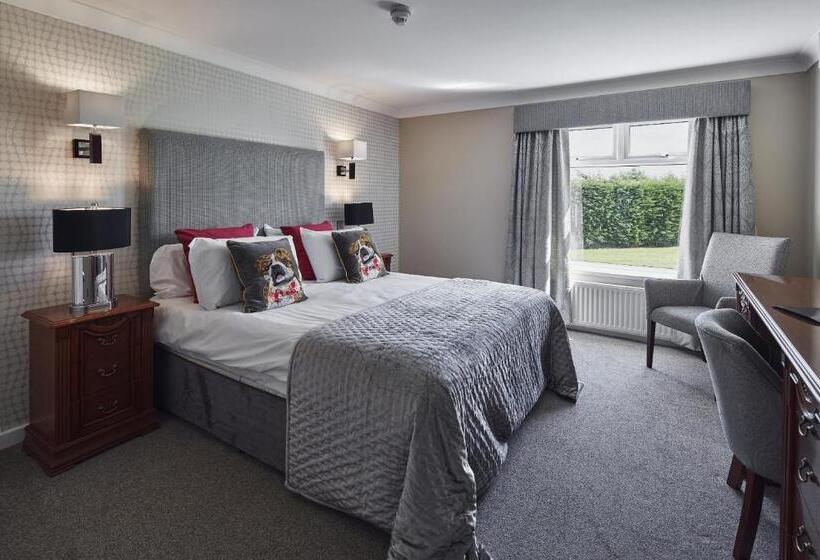 غرفة بريميوم, The Pyewipe