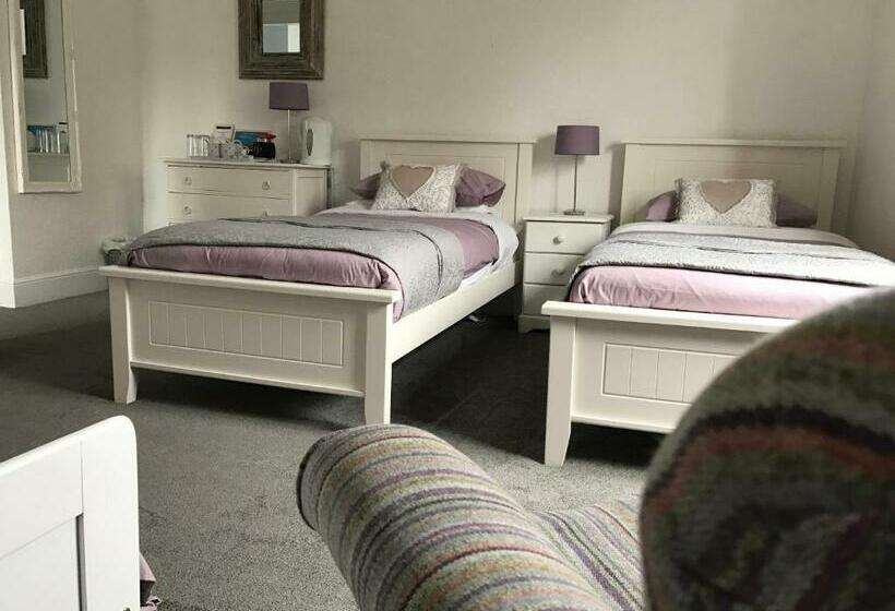 ファミリールーム, Ty Mawr