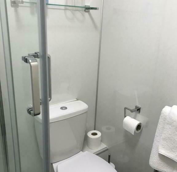 スタンダードルーム, Ty Mawr