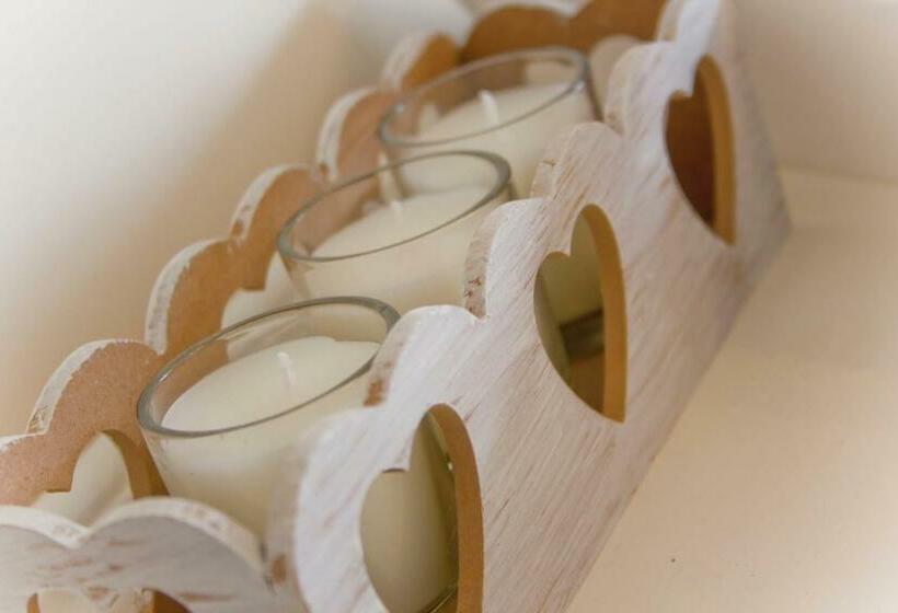 スタンダードルーム, Ty Mawr