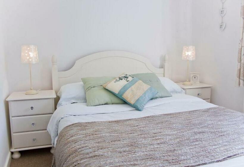 スタンダードルーム, Ty Mawr