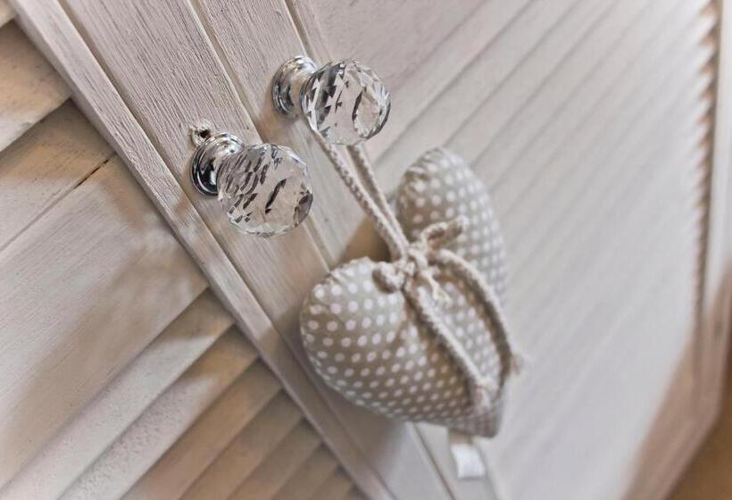 スタンダードシングルルーム, Ty Mawr