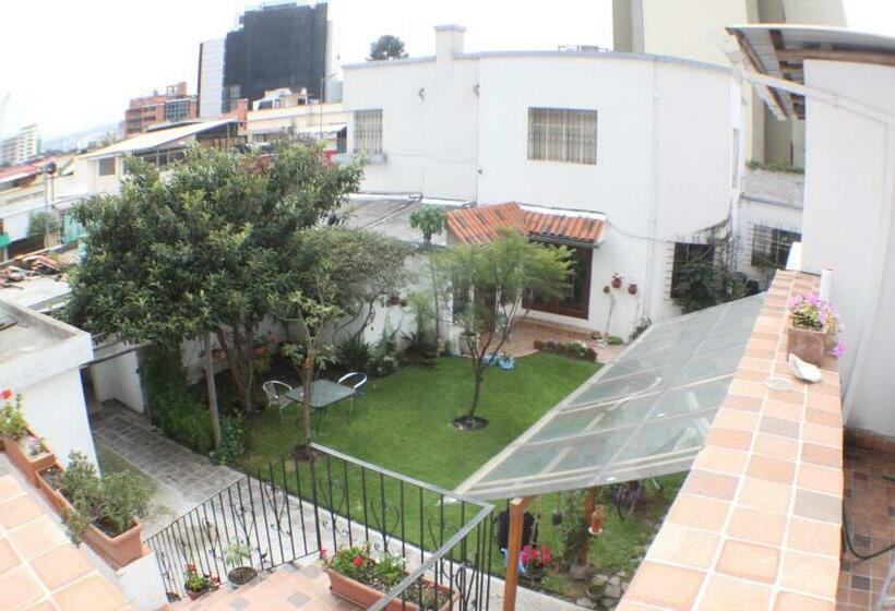 Familiekamer, Sakti Hostal B&b