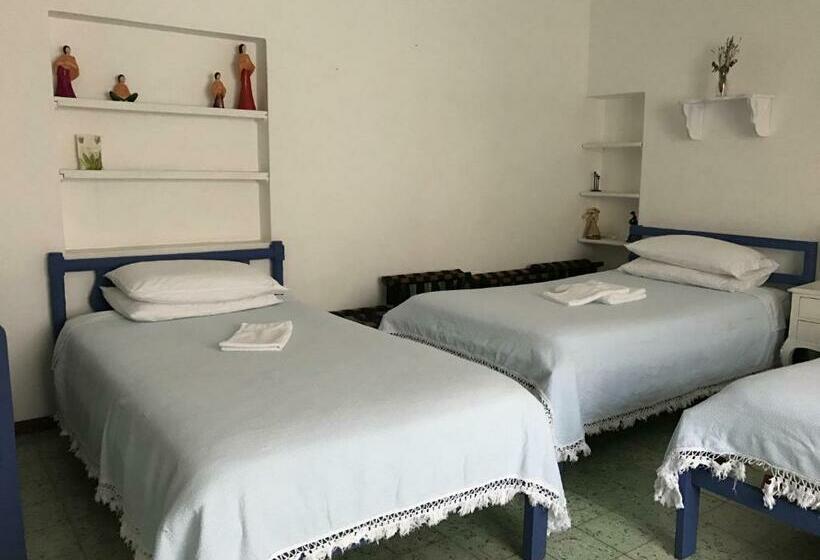 Familiekamer, Sakti Hostal B&b