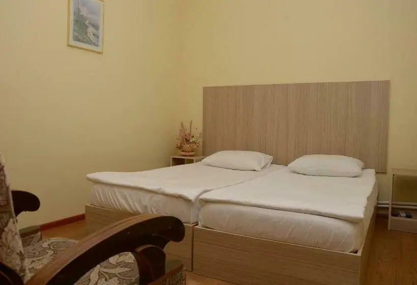 اتاق استاندارد, Starhostel