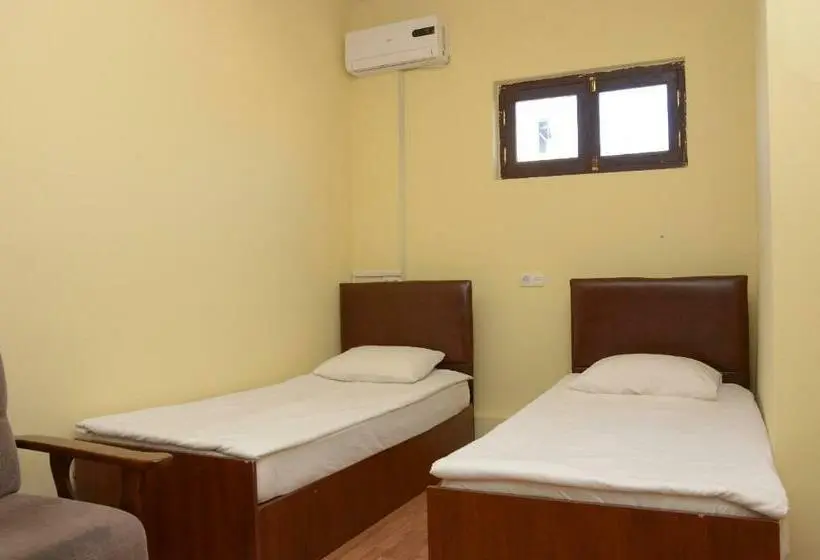 اتاق استاندارد, Starhostel