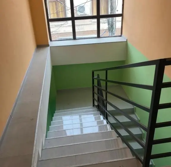 اتاق استاندارد با سرویس بهداشتی مشترک, Starhostel
