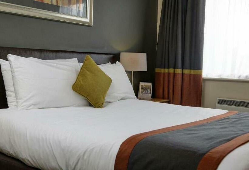 스탠다드 룸, The Broughton Hotel By Greene King Inns