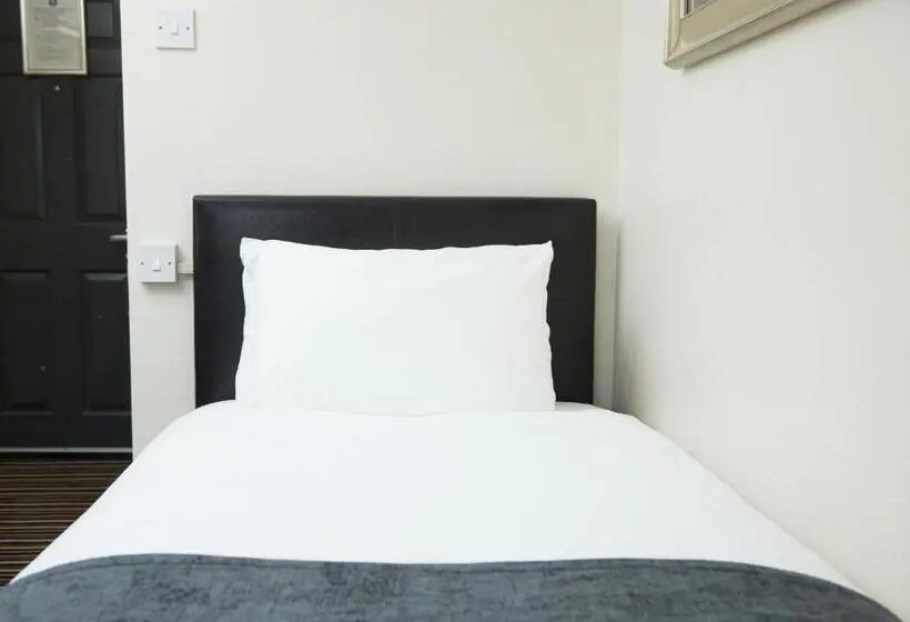 Standard Yhden Hengen Huone, The Broughton Hotel By Greene King Inns