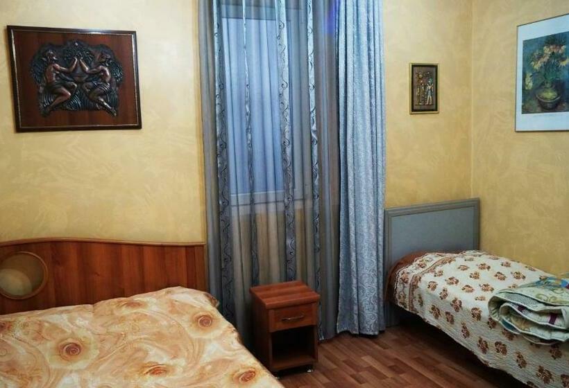 اتاق استاندارد, Tj+ Hostel