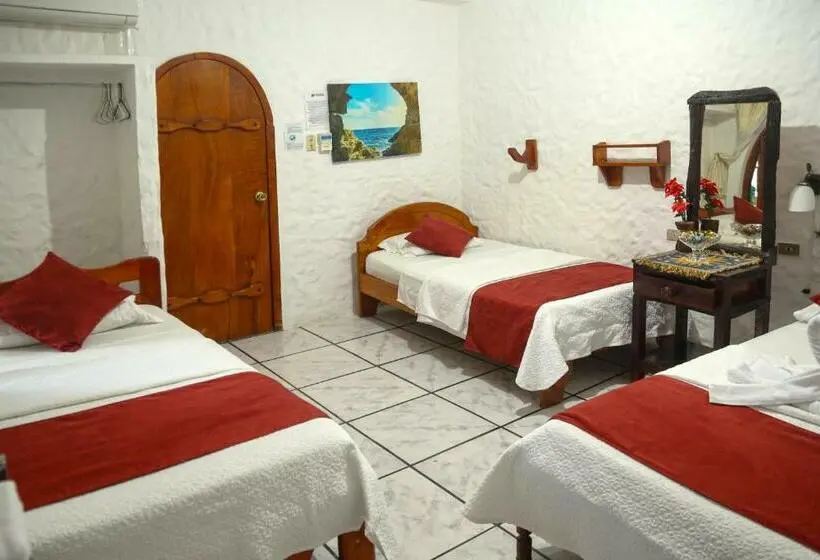 Superior Kolmen Hengen Huone, Hostal Sir Francis Drake