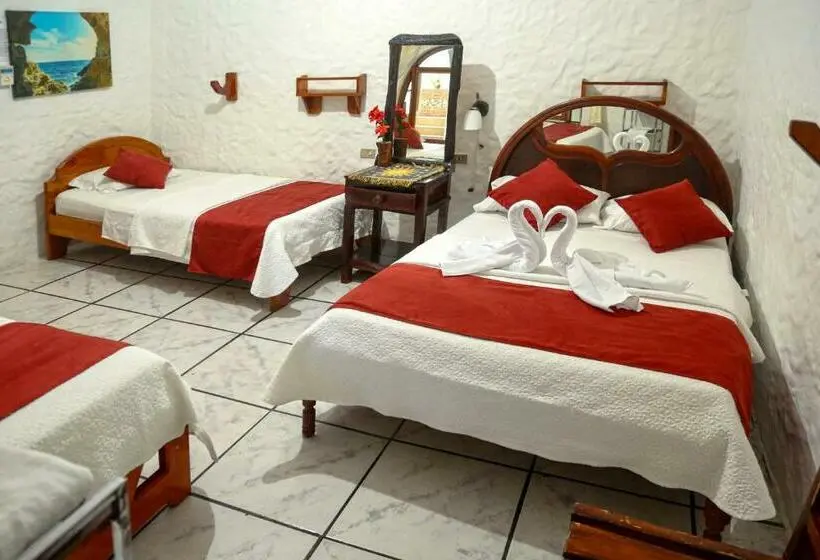 Superior Kolmen Hengen Huone, Hostal Sir Francis Drake
