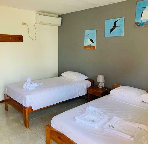 Номер Стандарт Двуспальная Кровать, Hostal White House Galapagos