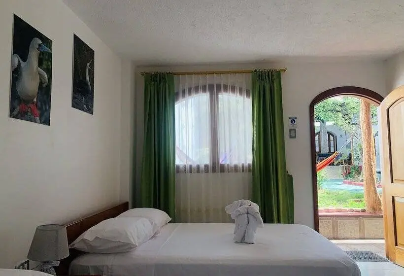 Standard Kolmen Hengen Huone, Hostal White House Galapagos