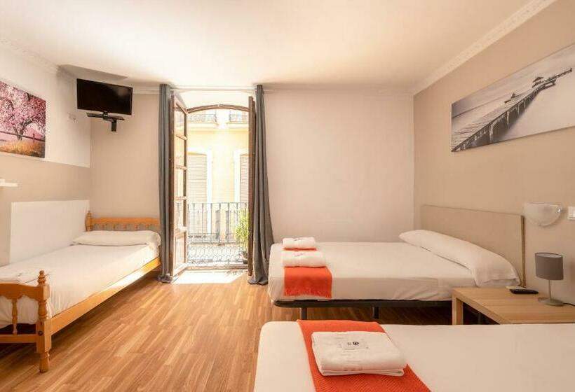 اتاق استاندارد چهار تخته, Pensión Zacatin