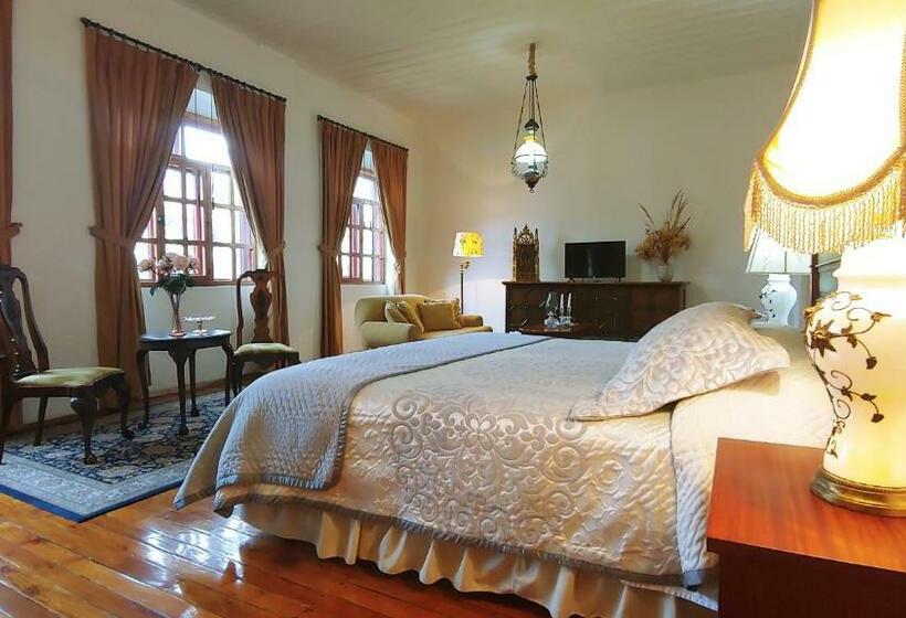 חדר דלוקס עם מיטת קינג, Casa Montalvo Bed & Breakfast