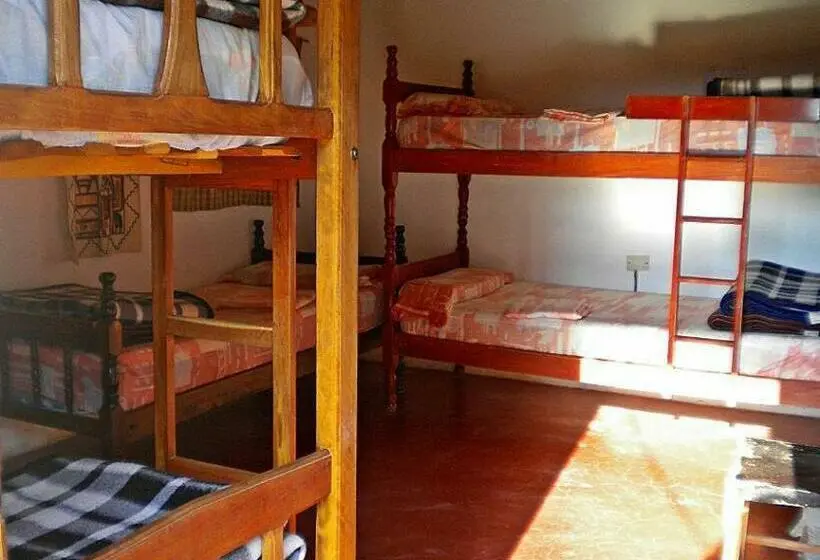 ルームシェアのワンベッド, El Sol Hostel De Humahuaca