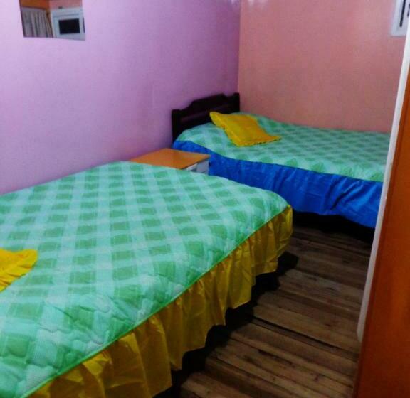 اتاق استاندارد با سرویس بهداشتی مشترک, Hostal Yumbo Imperial
