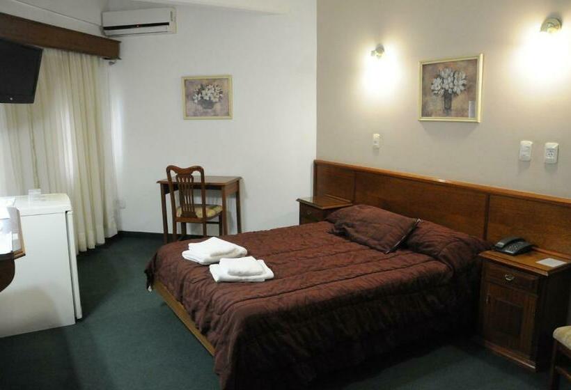 Номер Superior, Hoxon