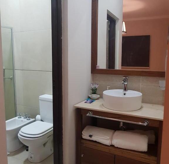 سوییت جونیور, Huellas Del Trapiche Apart