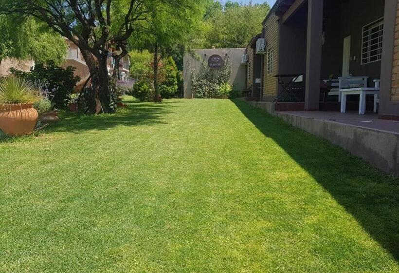 سوییت جونیور, Huellas Del Trapiche Apart