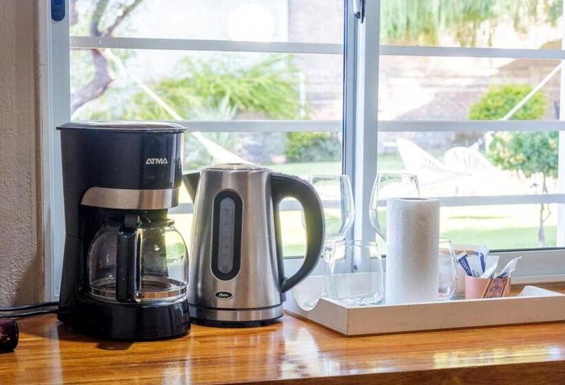 سوییت جونیور, Huellas Del Trapiche Apart