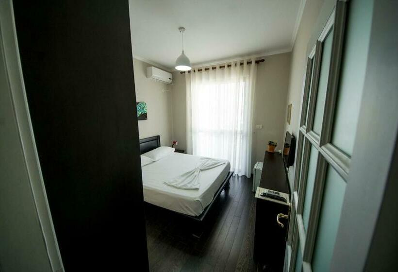 חדר סטנדרט עם מרפסת, Kadrisa