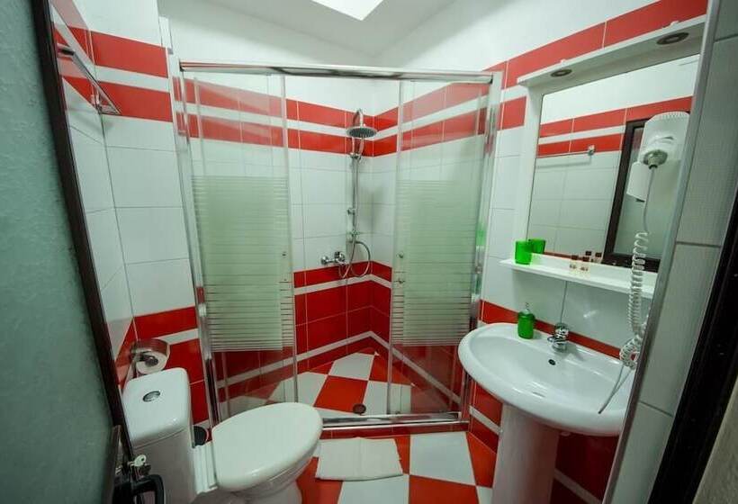 חדר סטנדרט, Kadrisa