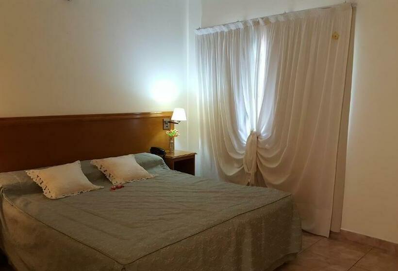 اتاق استاندارد, La Casona