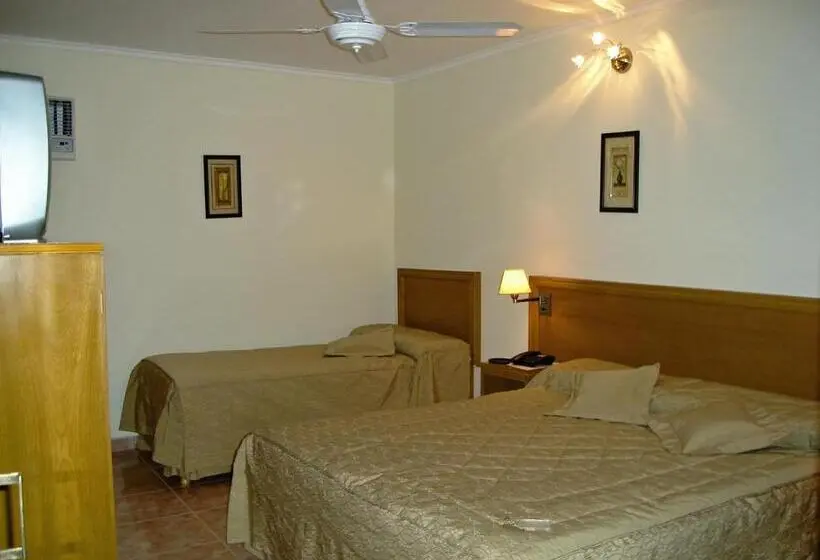اتاق استاندارد چهار تخته, La Casona