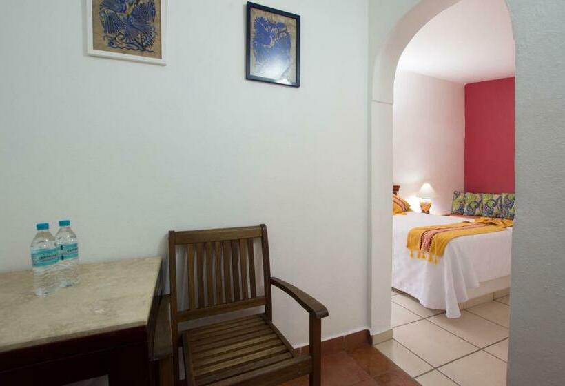 اتاق استاندارد با تخت دوبل, Meson De Mita