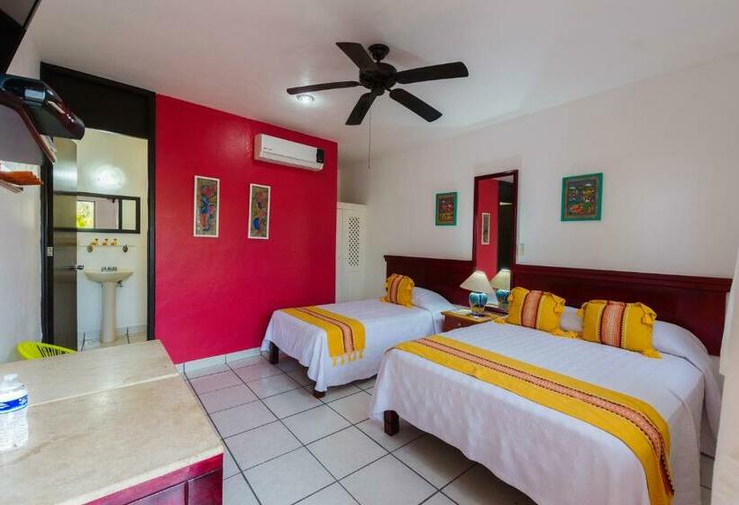 اتاق استاندارد سه نفره, Meson De Mita