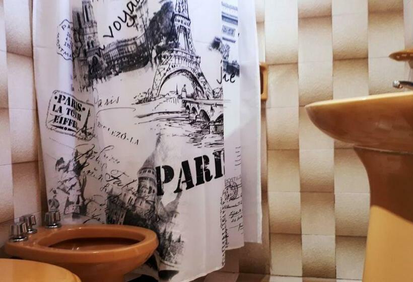 اتاق استاندارد چهار تخته, Mirador De Las Sierras