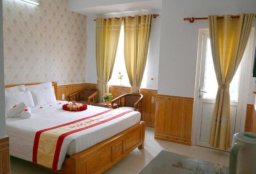 اتاق سوپریور, Ngọc Hân Hotel By The Moment