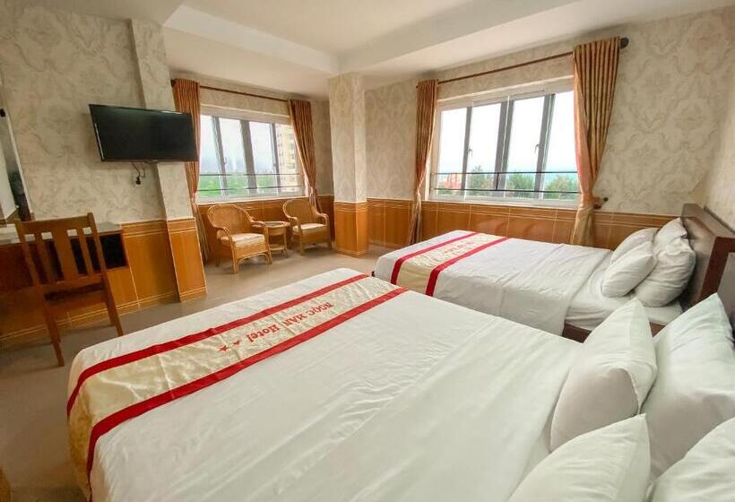 اتاق استاندارد چهار تخته, Ngọc Hân Hotel By The Moment
