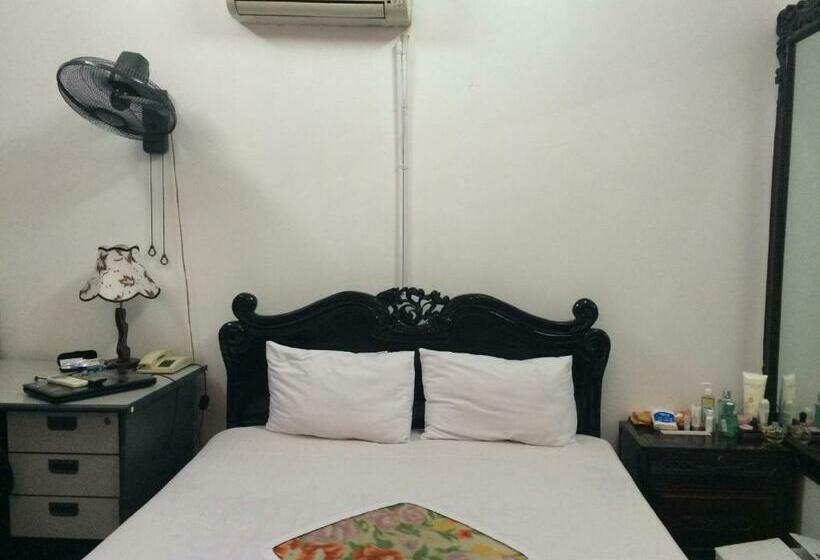 Quarto standard, Ngoc Linh