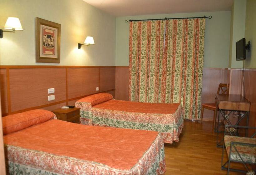 اتاق استاندارد, Pio Xii Jumilla