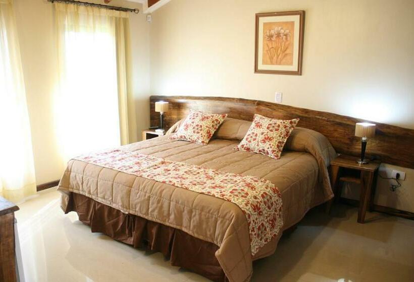 Номер Стандарт с Гидромассажем, Posada Del Jacarandá