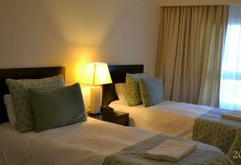 غرفة قياسية, Quinto Elemento