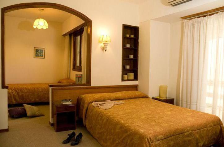 패밀리 룸, Riviera